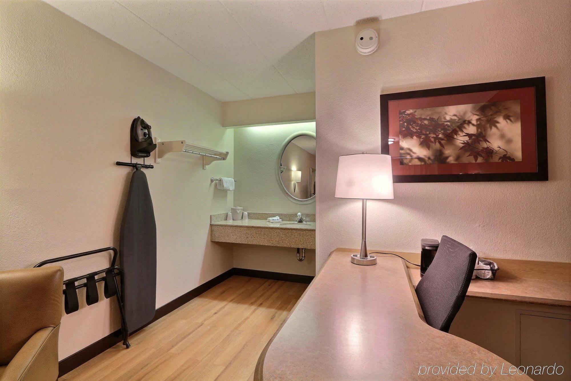 Red Roof Inn Detroit - Plymouth/Canton Extérieur photo